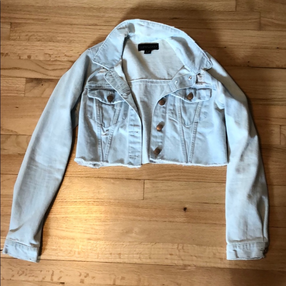 Light wash cropped jean jacket